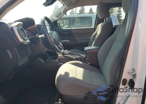 2021 Toyota Tacoma Access Cab z USA, uszkodzony, nr VIN 3TYRX5GN7MT008637